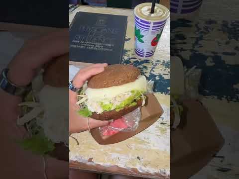 #hawaii #healthylifestyle #healthyliving #healthyeating #healthyfoods #oahu #dayinmylife #dailyvlog