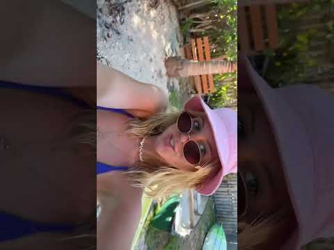 #summer #summerfashion #summershorts #dailyroutine #ootd #dayinthelife #dailyvlog #beach #daily