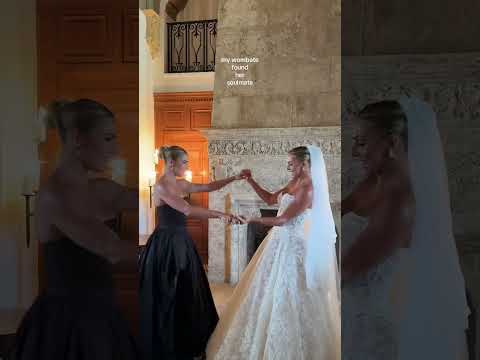 #twins #bride #wedding