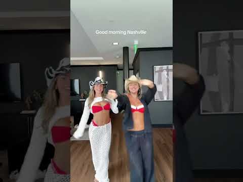 Pool day to celebrate the bride to be♥️