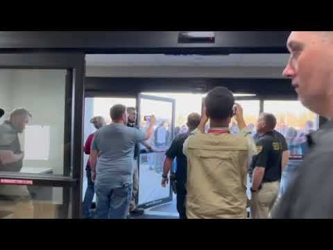 Protesters Tell Rep. Victoria Spartz: "Do Your Job!"