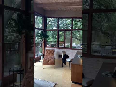 My fave listing on broker’s tour this week 🤍 I like featuring a good house for you guys every week