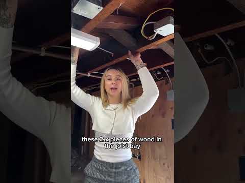 I see cross bridging in houses from around the late 40s and earlier, so the framing of your floor