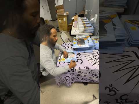 Signing copies of BRIGHTSIDE for TalkShopLive who I’m joining 2MORO (6/2) for a live chat at 4p PT!
